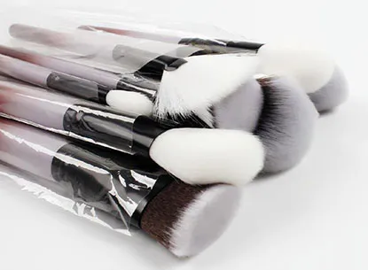 Makeup Brushes - Animal Hair Vs Vegan - Which Is Better?